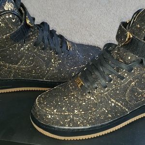 Rare! NIKE AIR FORCE 1 BLACK AND GOLD CORK